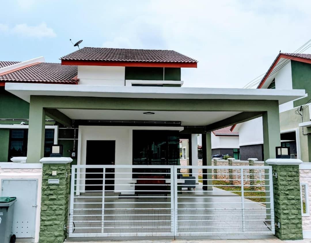 Syifa Homestay Melaka Luaran gambar